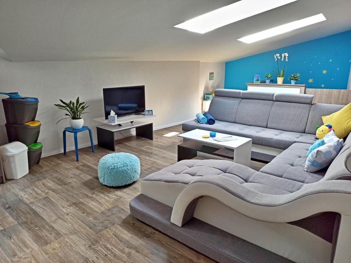 Shiny Star Apartman Spišská Nová Ves エクステリア 写真