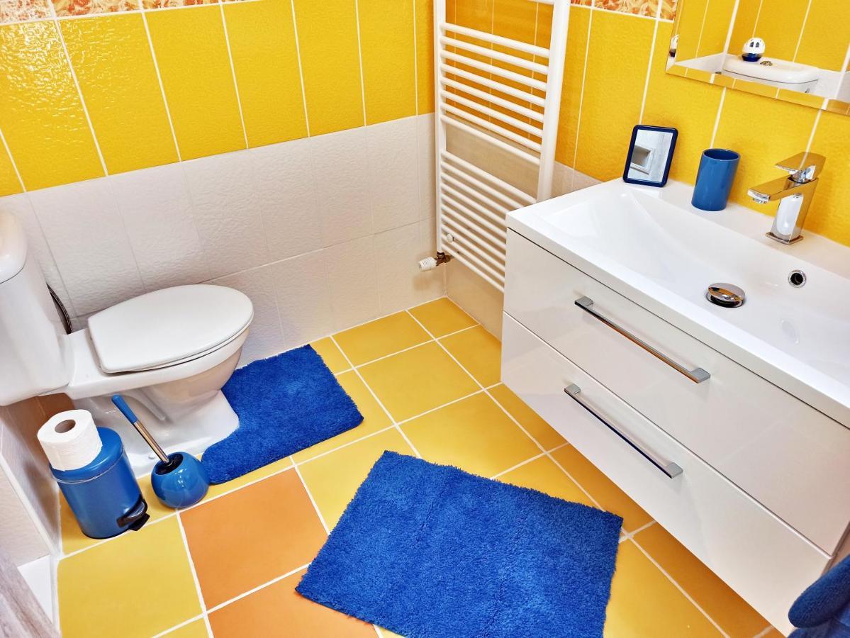 Shiny Star Apartman Spišská Nová Ves エクステリア 写真